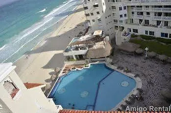 *** Apartahotel Amigo Rental Solymar Cancún México