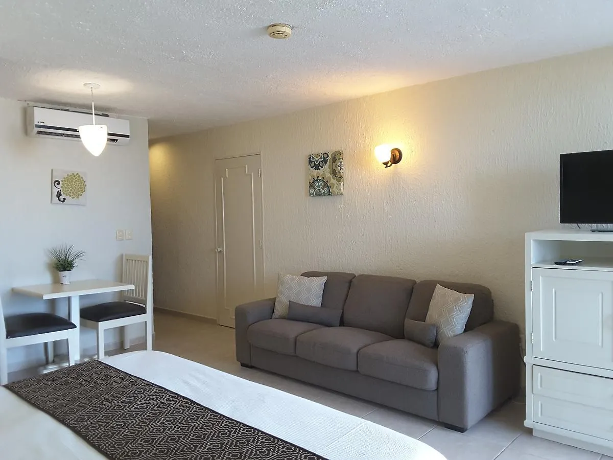 Amigo Rental Solymar Cancún 3*,  México