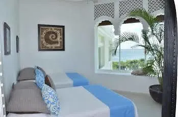 Amigo Rental Cancun 3*,