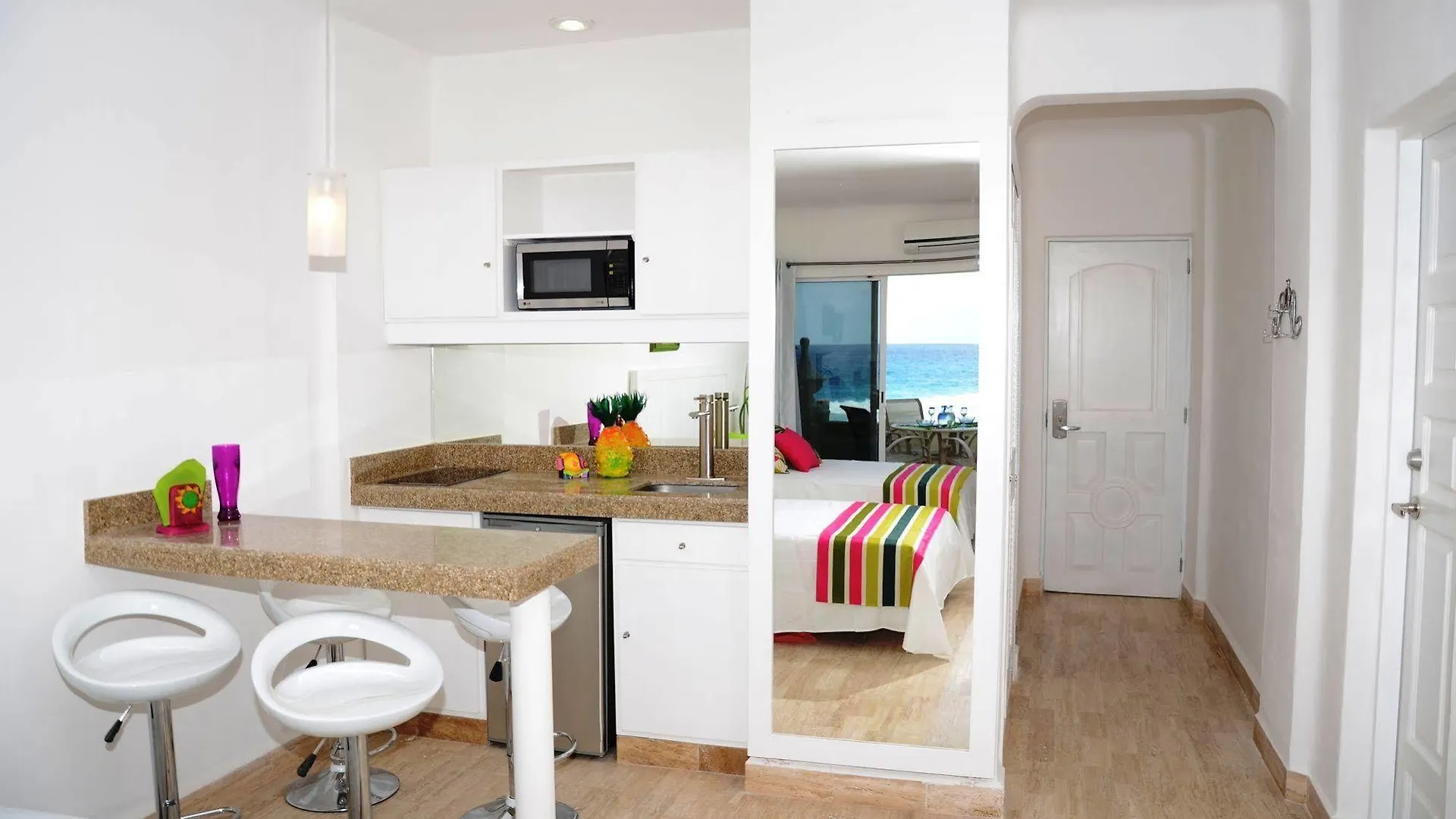 *** Aparthotel Amigo Rental Cancun Mexico